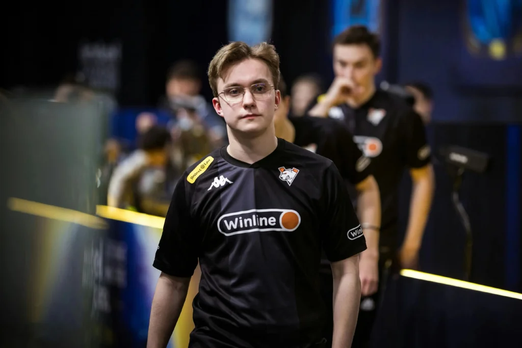 VP уступила FlyQuest и покинула IEM Melbourne на 13-16-м месте
