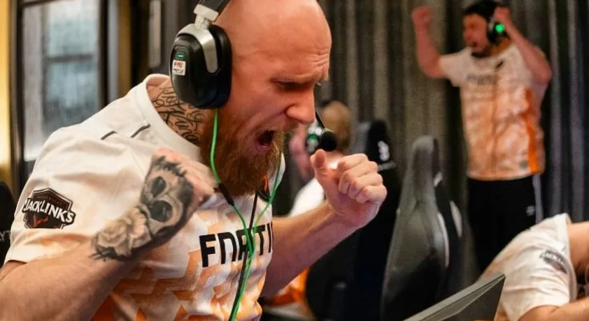KRIMZ вернулся в состав Fnatic спустя 2 недели