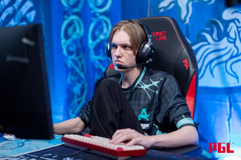 Kiyotaka потеряли в отеле на PGL Wallachia 4: "Подняли шум - полиция, ФСБ местное, весь город на ушах"