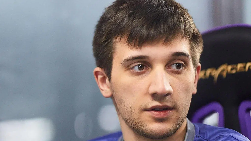 Arteezy: 