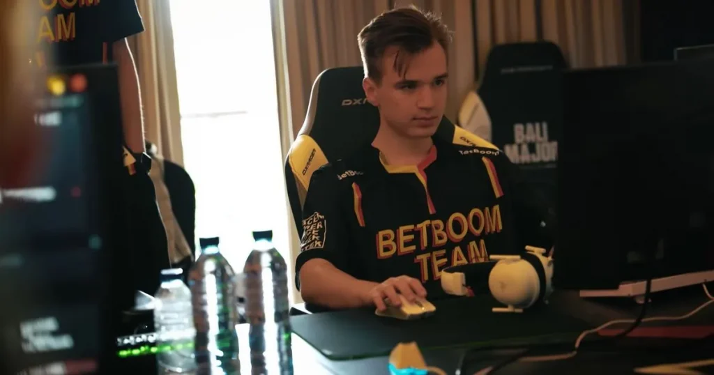 Korb3n о слухе про драку Pure в BetBoom Team: "Я первый раз слышу. Выдумывают всякую фигню"