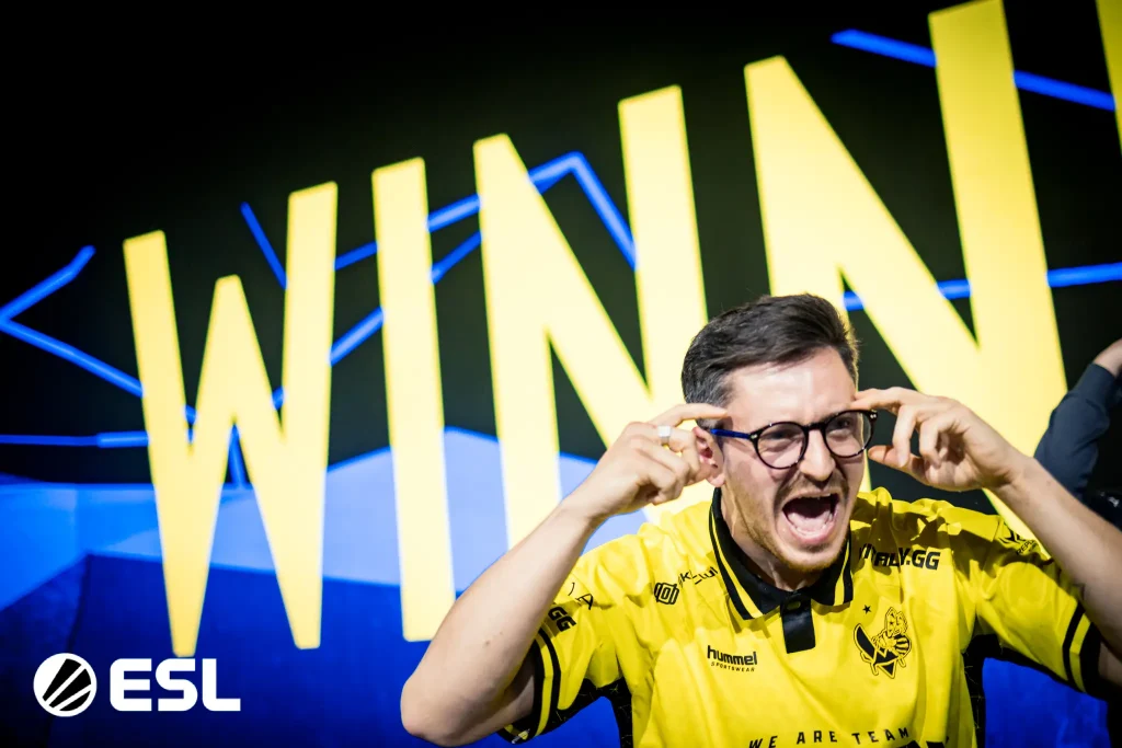 Vitality выиграла IEM Dallas - 3:0 против MOUZ. Это 30-я подряд победа для команды