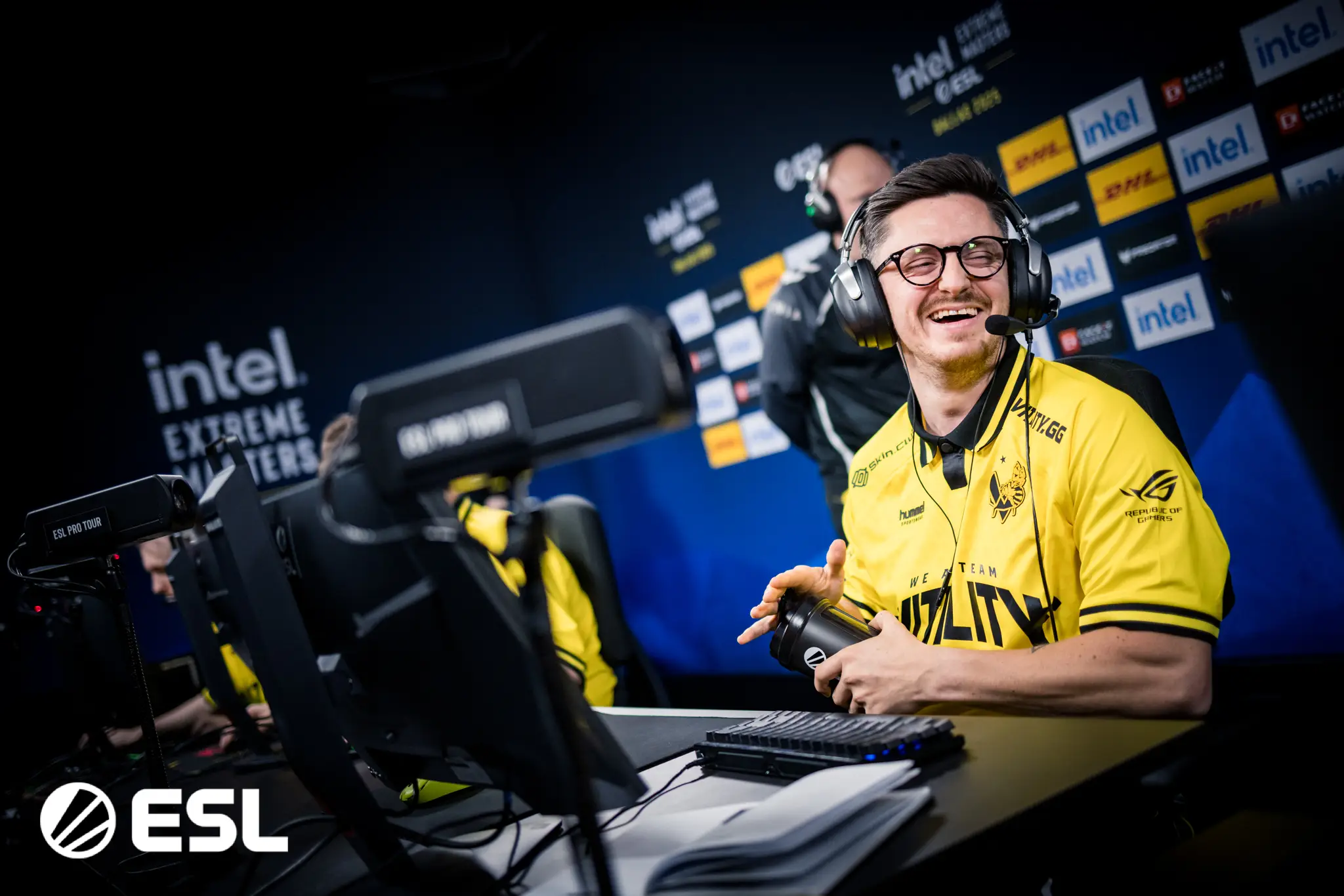 Vitality и MOUZ вышли в 1/2 финала IEM Dallas, Aurora и GamerLegion - в 1/4