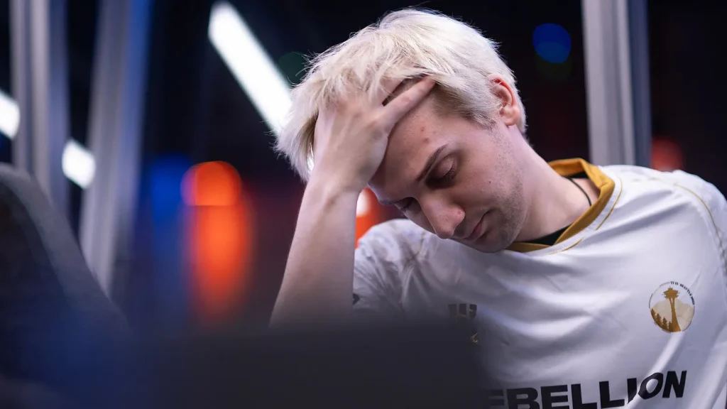 Arteezy: "Про-сцена сейчас выглядит ужасно"