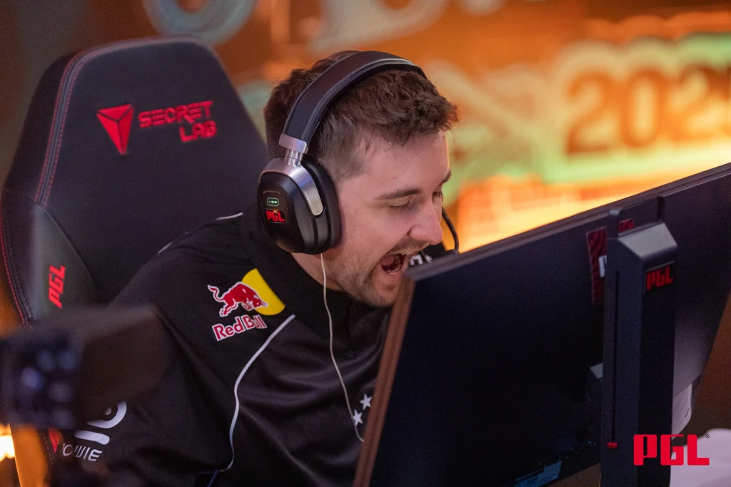 HooXi об Astralis: 