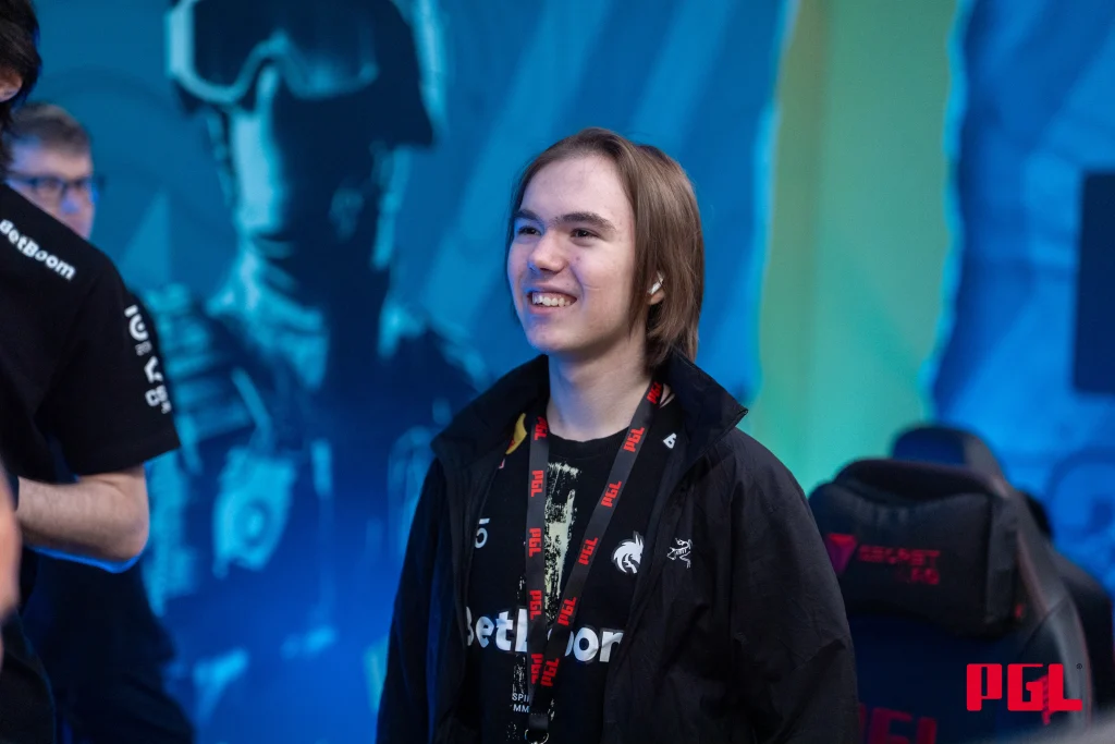 PGL Astana. Spirit и The MongolZ вышли в плей-офф, GL и M80 вылетели