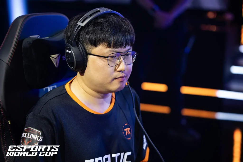 Virtus.pro подписала игрока по Tekken из Южной Кореи.