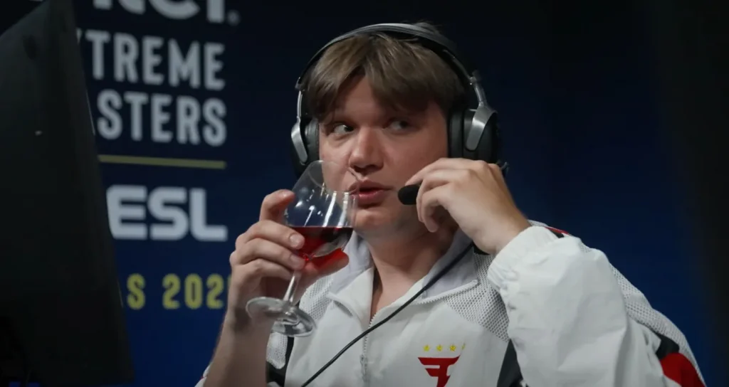 Professeur: "S1mple добавляет FaZe огневой мощи, мотивации, спокойствия и позитивной энергии"