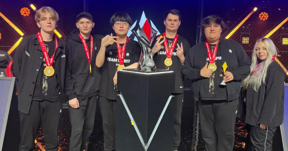 Spirit выиграла MLBB Super Cup Invitational в Гуанчжоу. Это первая победа СНГ-команды на международном турнире