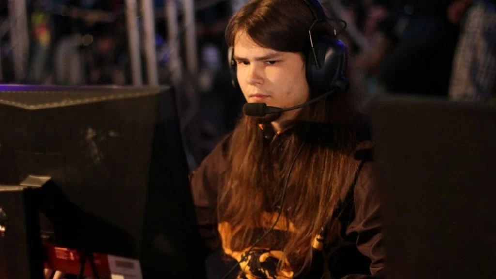 В память об умершем чемпионе первого Worlds в LoL добавят особый титул