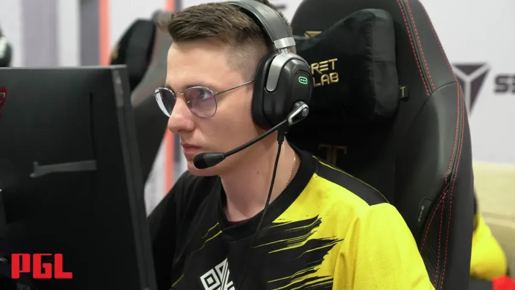 WOOD7 из ODDIK о баге с продажей SSG 08: "Это не баг и разрешено PGL. Перестаньте плакать"