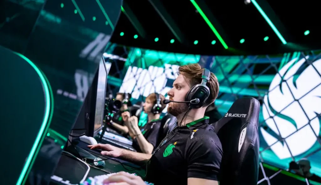 Dupreeh и Pimp поставили Falcons на 3-0 в Pick'Em - команда идет 0-2 после первого дня мейджора