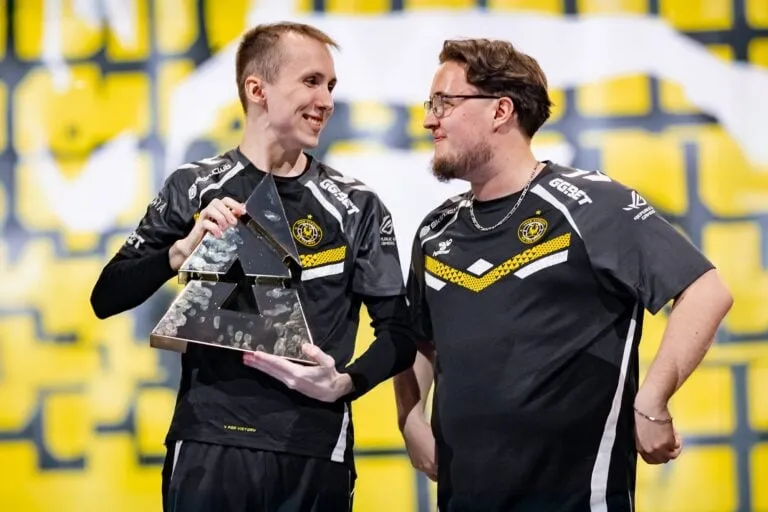 Apex: "Magisk, прости, но переход ropz – лучший трансфер в истории CS"