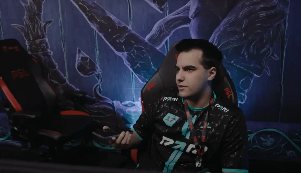 DM: "В WoW по сравнению с Dota 2 есть плюс - это сезонность. *** мне гриндить до 20 тысяч MMR?"