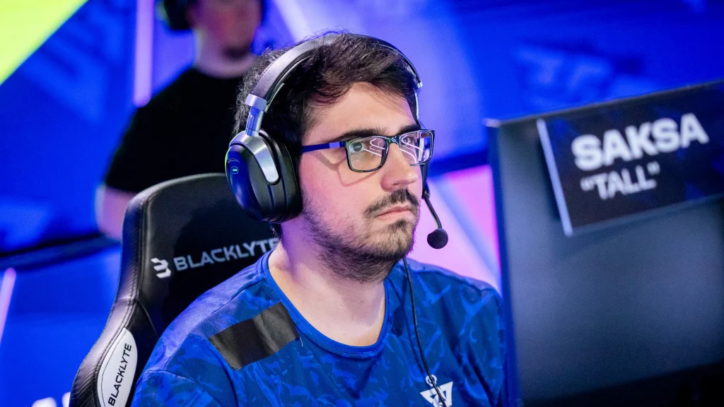 Saksa: "Если играешь очень хорошо, можешь играть вообще на чем угодно"