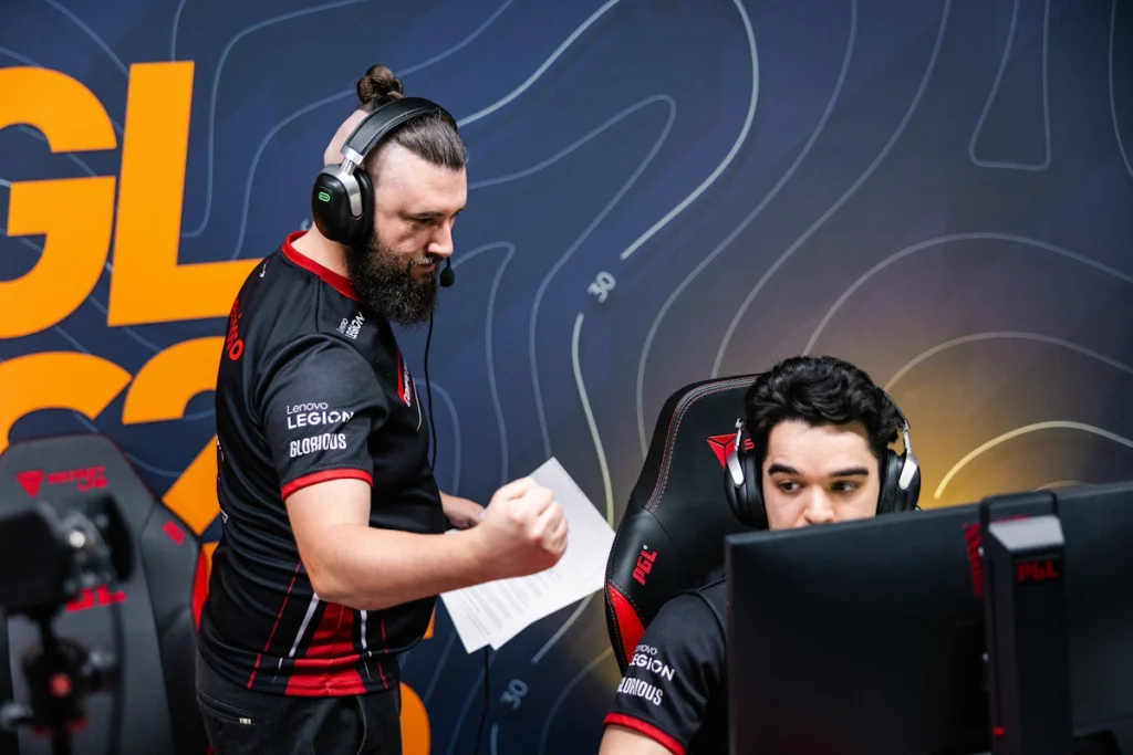 Менеджер Complexity: "Каждый с бриллиантовой монетой сохранит ее как символ своего низкого IQ"