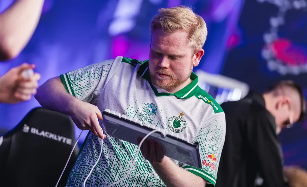 CEO BC.Game отписался от всех, кроме Magisk