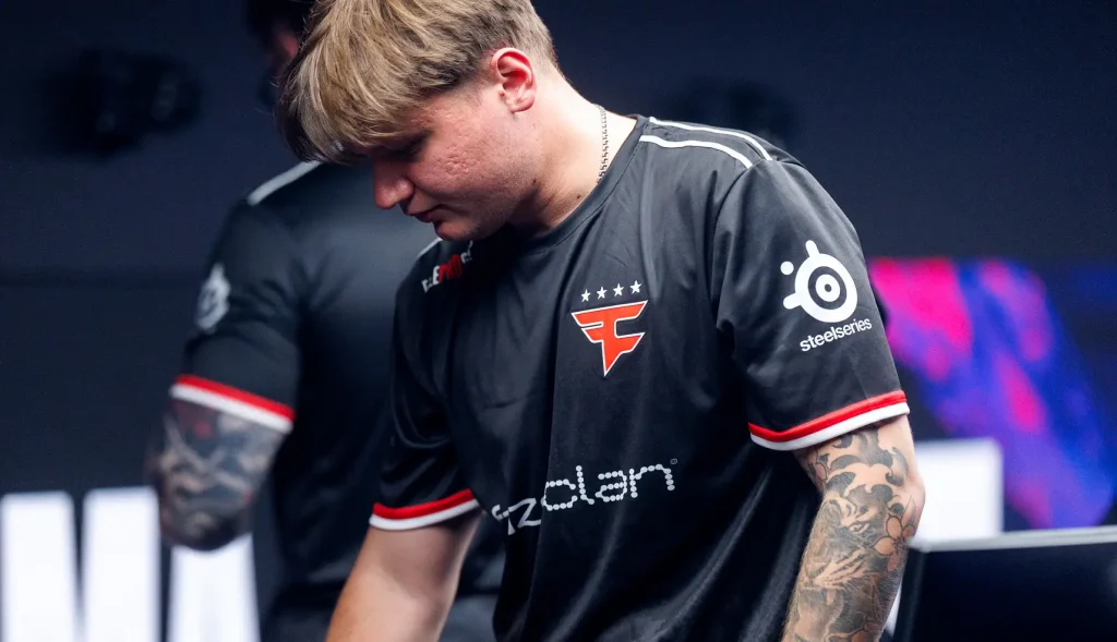 "Ты чертовски тупой". S1mple ответил на критику chrisJ