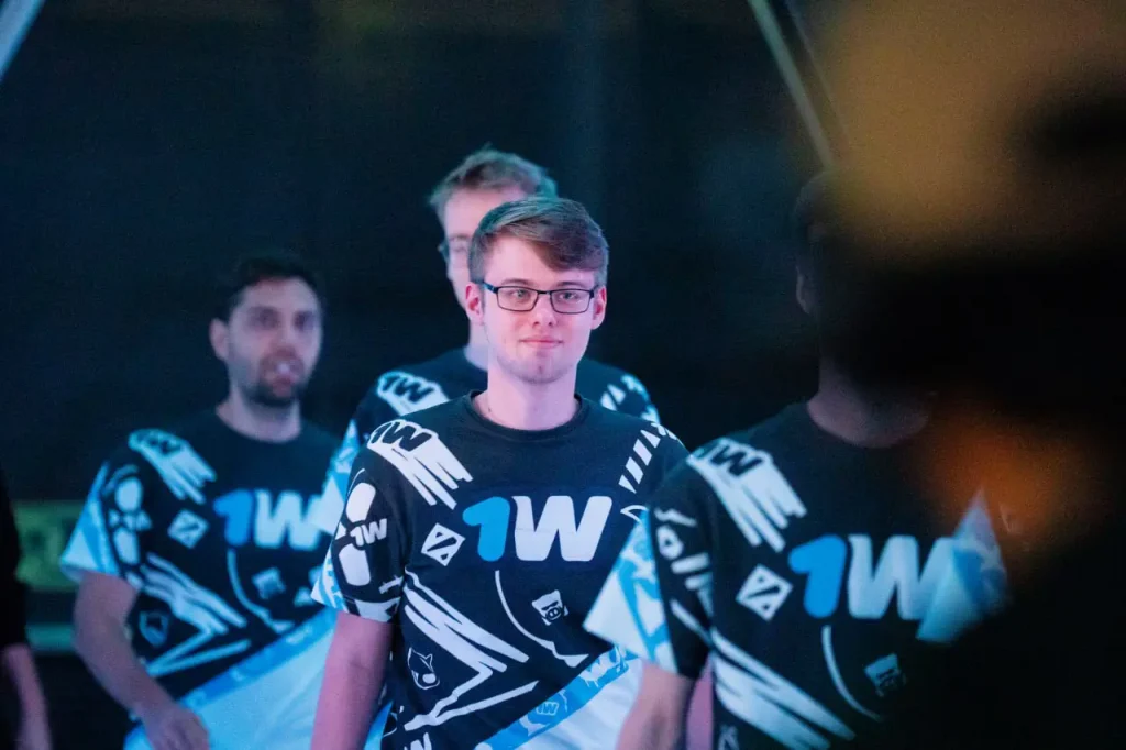 1win Team обыграла  BanyaPivoSamogon и прошла в закрытую квалификацию на TI14 для Западной Европы