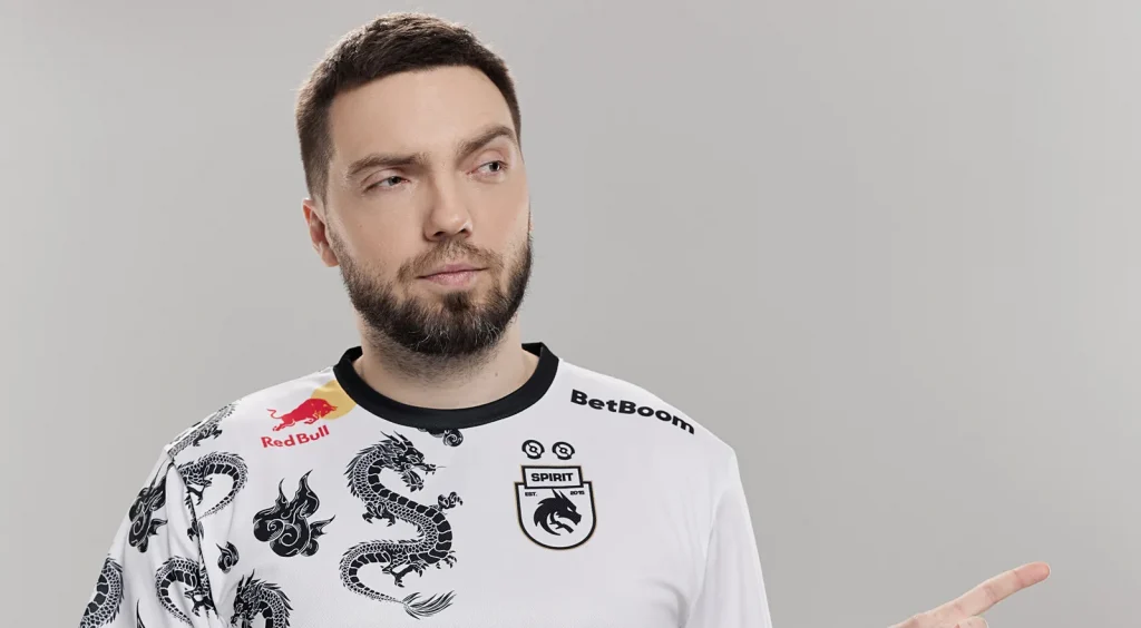 Korb3n о 322 с Lukas: «Почему только он исключен? Остальные голоса чьи?»