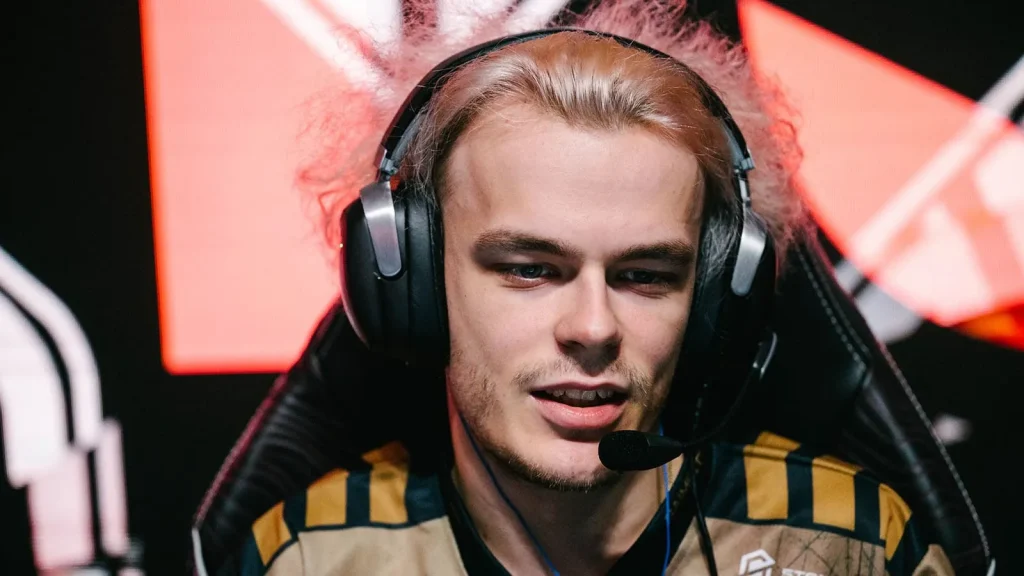 BOOM, Thiolicor и Seleri вошли в новый состав MOUZ для EPL 28