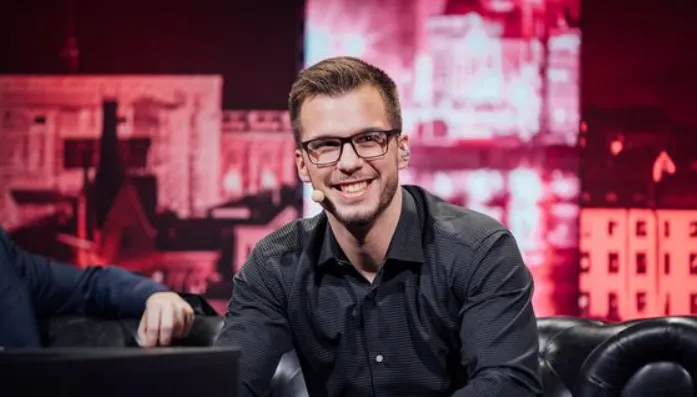 LizZard: «VP пять лет назад — гигачад, разносящий всех; VP сейчас — virgin squad, меняющий регион»