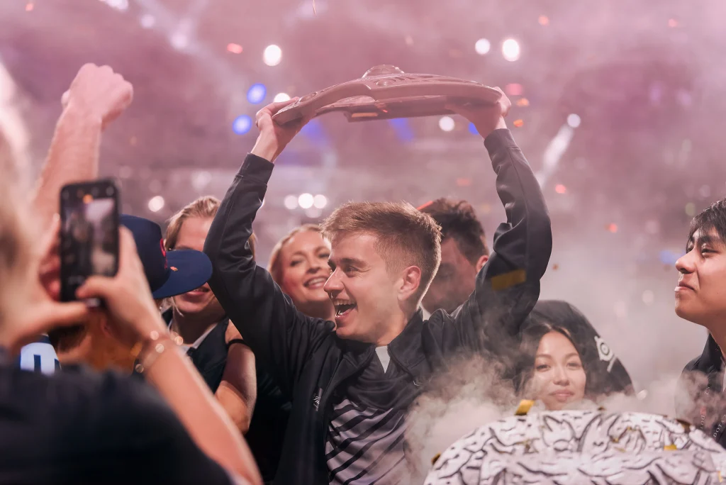 Insania: «Я бы поставил достижения OG и N0tail выше достижений Spirit»