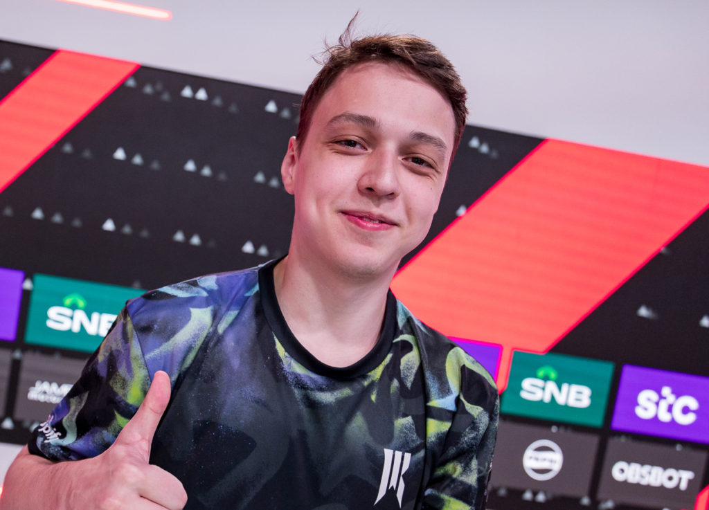 Hellscream может заменить Antares в Virtus.pro (CyberMeta)