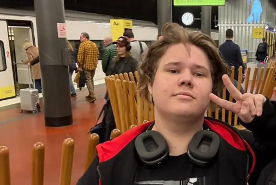 Zweih набил рейтинг 1,45 в дебютном матче за PARIVISION - 2:0 против ENCE