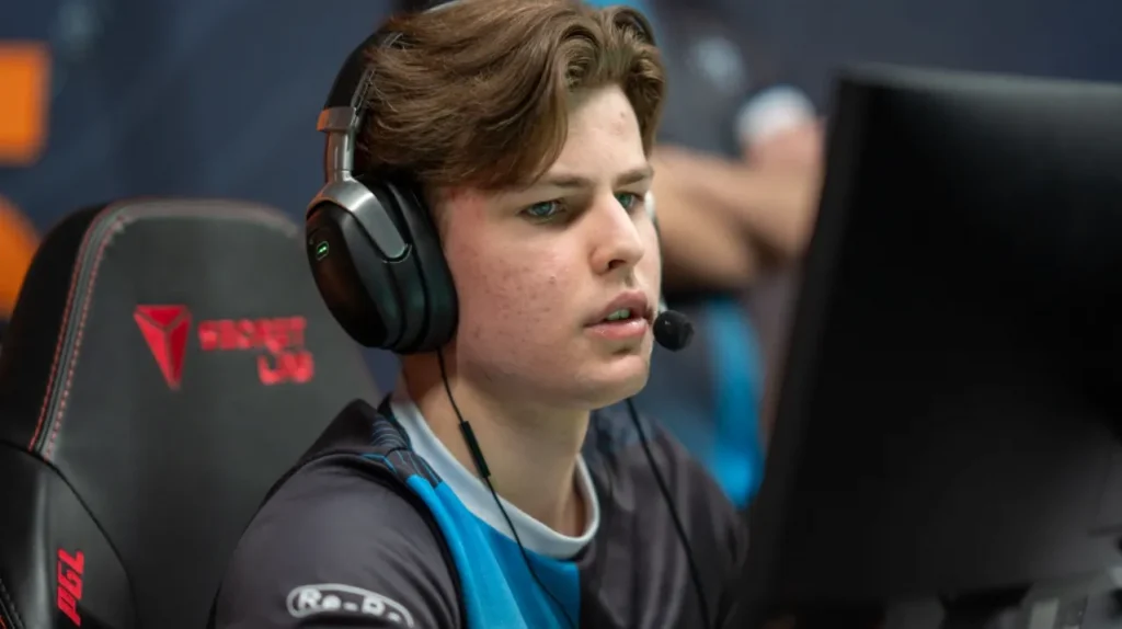 GamerLegion покинула BLAST Open London, проиграв Fnatic