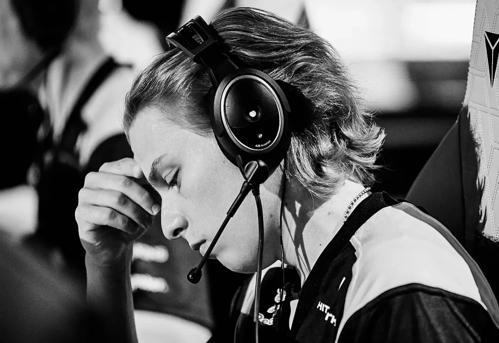 M80 выбила NAVI с отбора на BLAST Open London