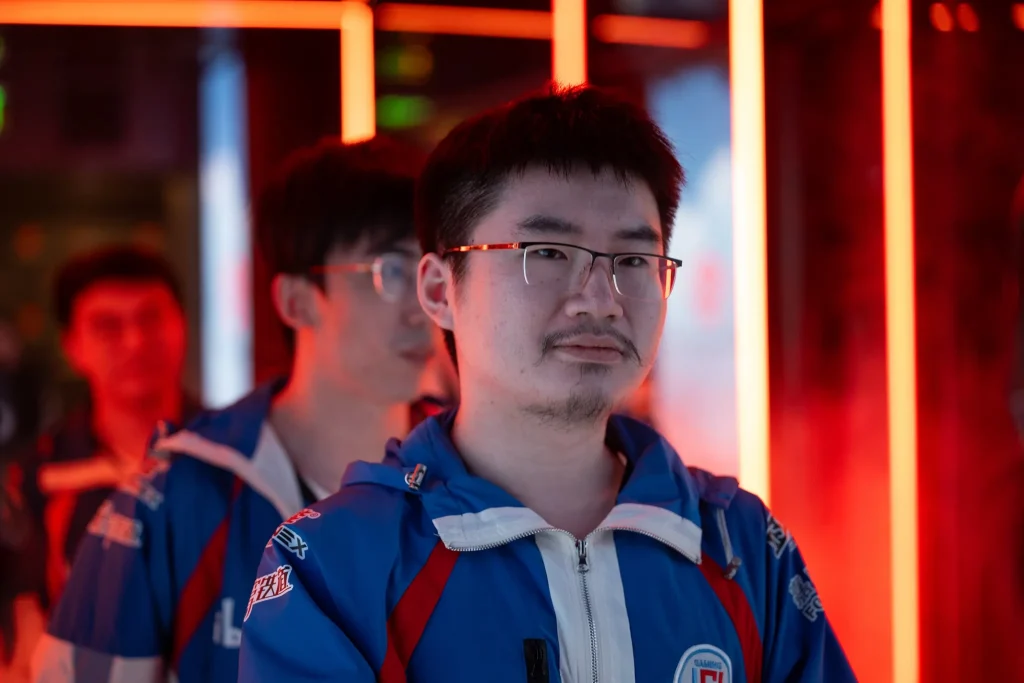 Второй состав Yakult Brothers и команда Lou и Kaka прошли в закрытый отбор на BLAST Slam VI