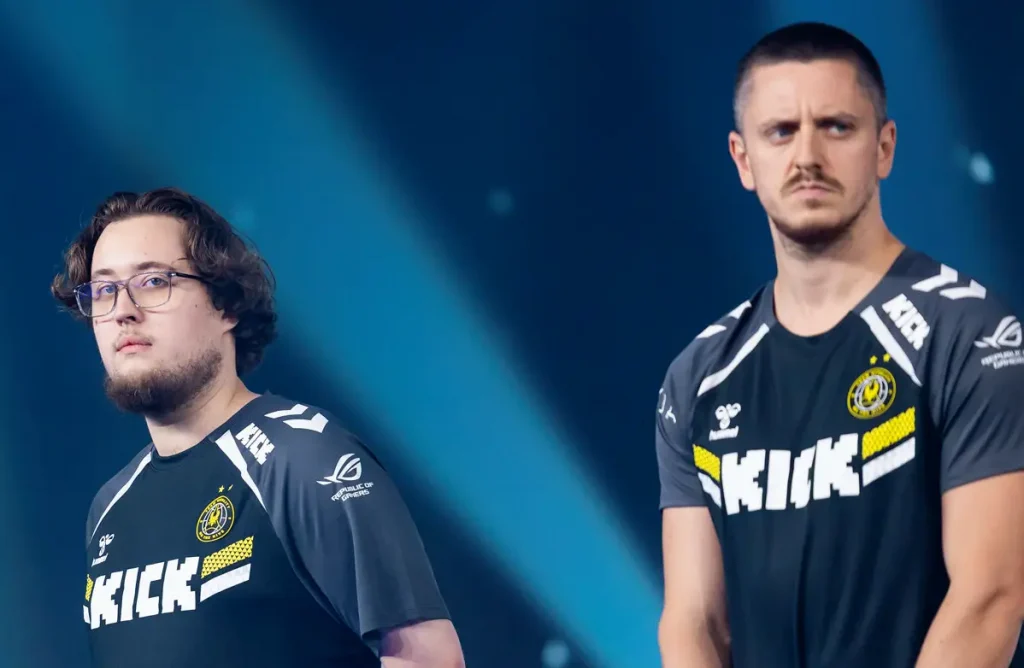 Esports World Cup по CS2. Vitality против The MongolZ, Falcons - Aurora