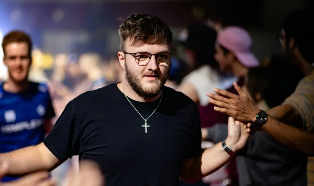 Smooya: «Я не в том положении, чтобы требовать команду из топ-10 или топ-20 рейтинга»