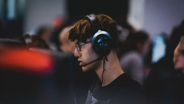 Nivera: «Я ушел в VALORANT, чтобы играть с братом. Через год понял, что CS нравится мне больше»