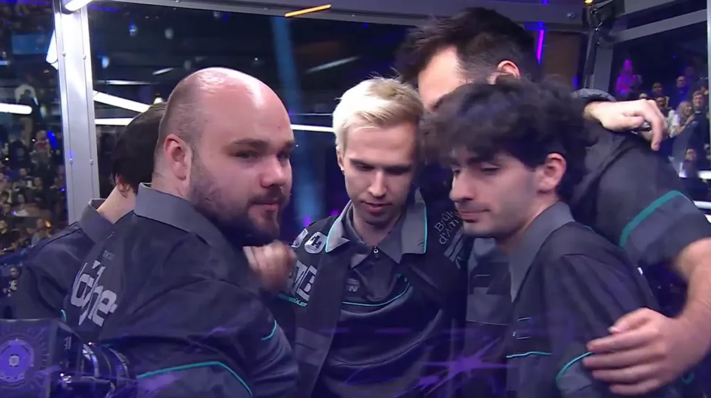 Эмоции PARIVISION и Xtreme после матча за выход в гранд-финал TI14