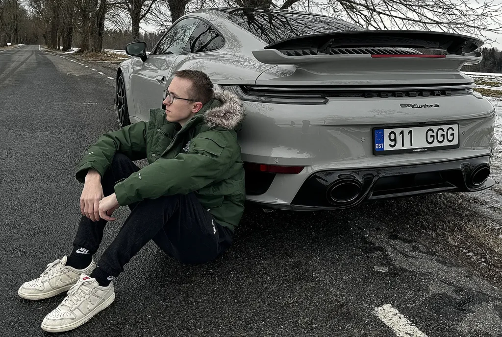 Ropz попал в аварию на своем Porsche: «Я в порядке, ничего критичного»