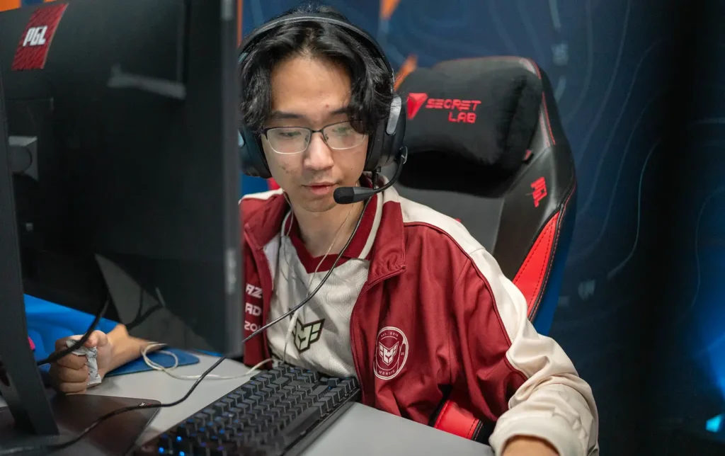 PGL Masters Bucharest. GamerLegion, Legacy и Aurora прошли в плей-офф PGL Masters Bucharest. GamerLegion, Legacy и Aurora прошли в плей-офф