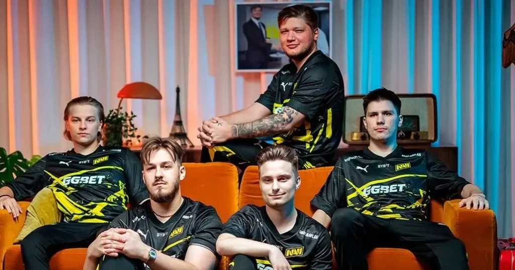 Группу NAVI с 2 млн подписчиков в Steam удалили после взлома и перекрашивания эмблемы в российский триколор