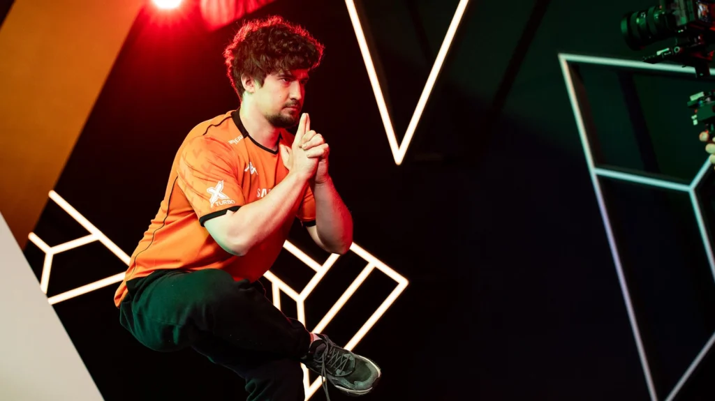 Daxak дал совет новичкам: «Наладь питание и сон. Играй на качество, а не на количество»