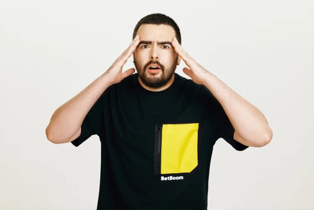 Stray228 вошел в топ-10 русскоязычных стримеров на TwitchTracker