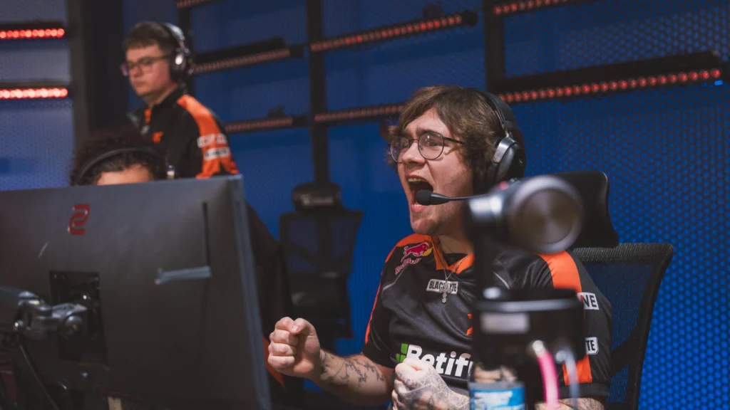 CYPHER победно кричит