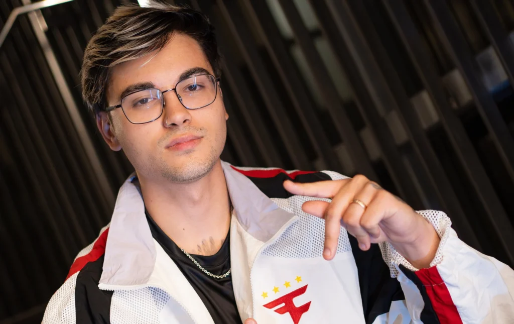 FaZe может не сыграть из-за замен в EPL 22 - до их первого матча осталось 3 часа