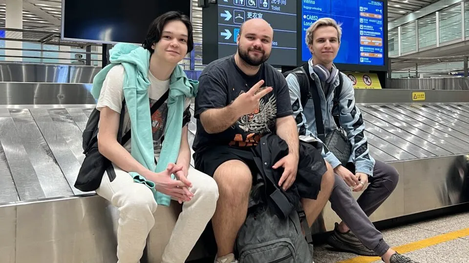 PARIVISION выиграла первый матч с SSS - новичок сыграл с KDA 12/2/36