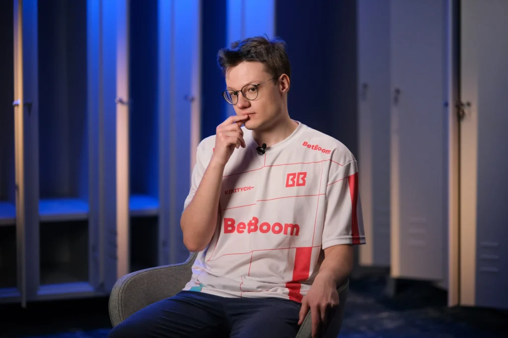 BetBoom Team обыграла Virtus.pro и прошла в корзину 1-0 на FISSURE Playground 2