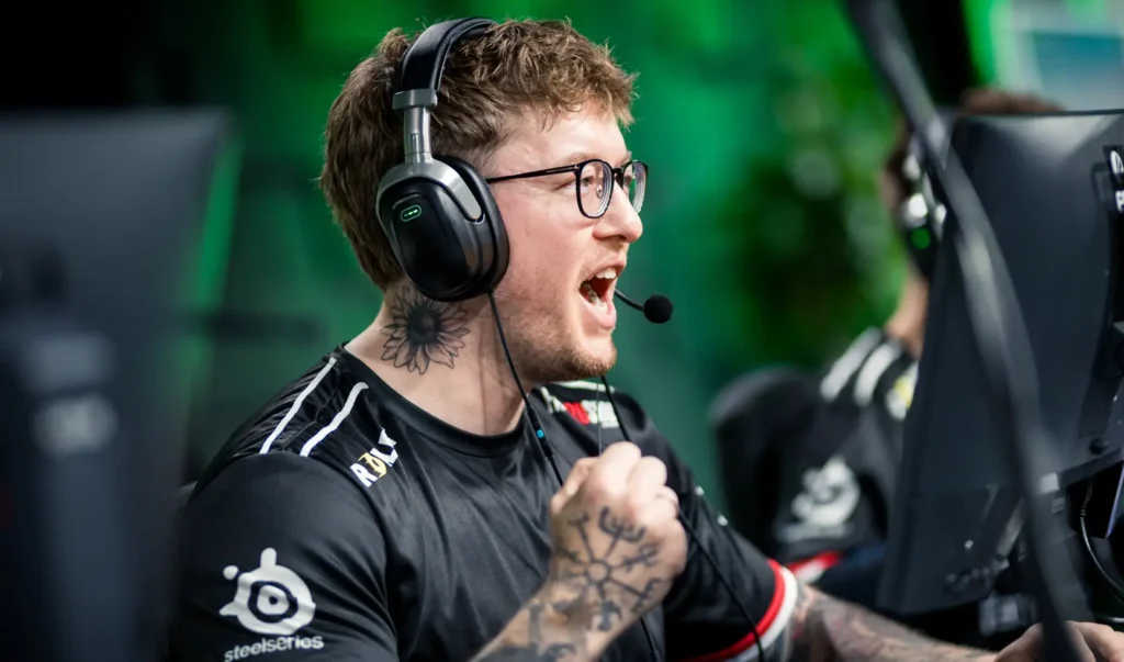 Spirit проиграла FaZe с rain в четвертьфинале ESL Pro League 22