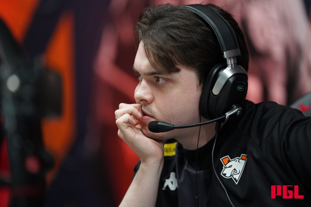 S1mple и Electronic были лучшим дуэтом в CS. Теперь они либо спасут карьеры друг друга, либо утонут