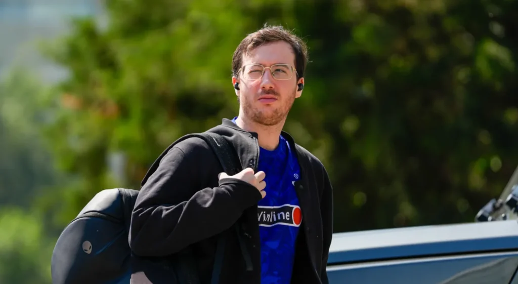 Не повторяйте за 33. Его Доминатор не работает там, где мы играем Не повторяйте за 33. Его Доминатор не работает там, где мы играем