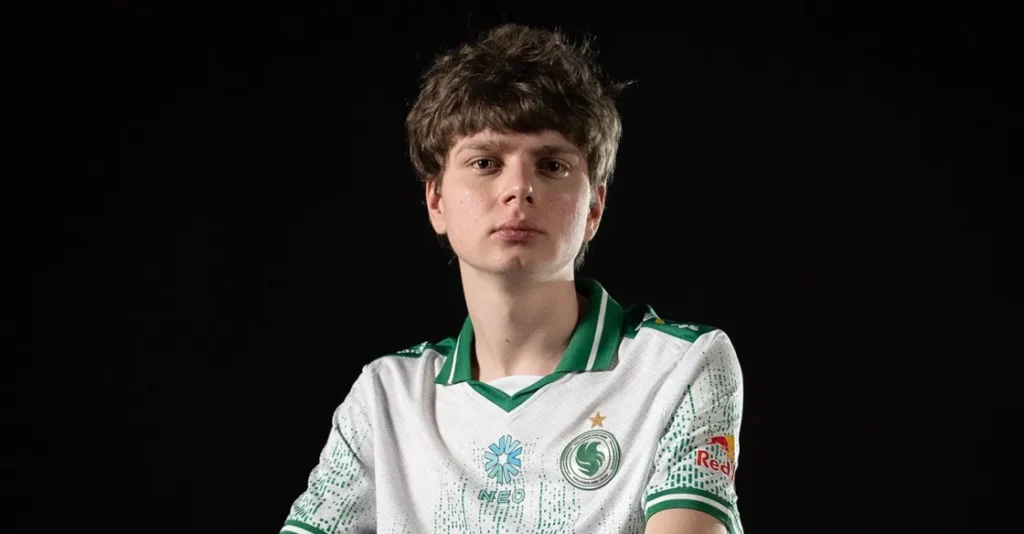 Kyousuke начали взламывать в Telegram, FACEIT и Steam во время стрима, чтобы украсть личные данные