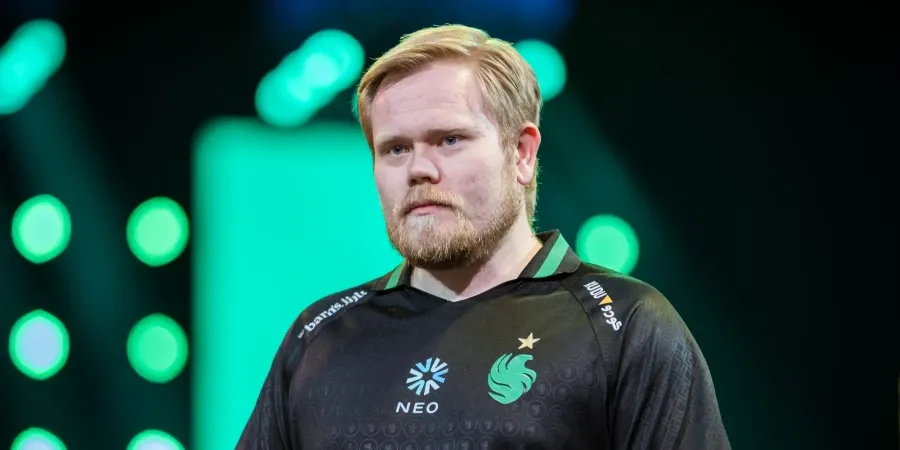 Іш киімдегі порно секс